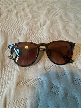 Ray-Ban Brown Frame Brown Lens Round Sunglasses